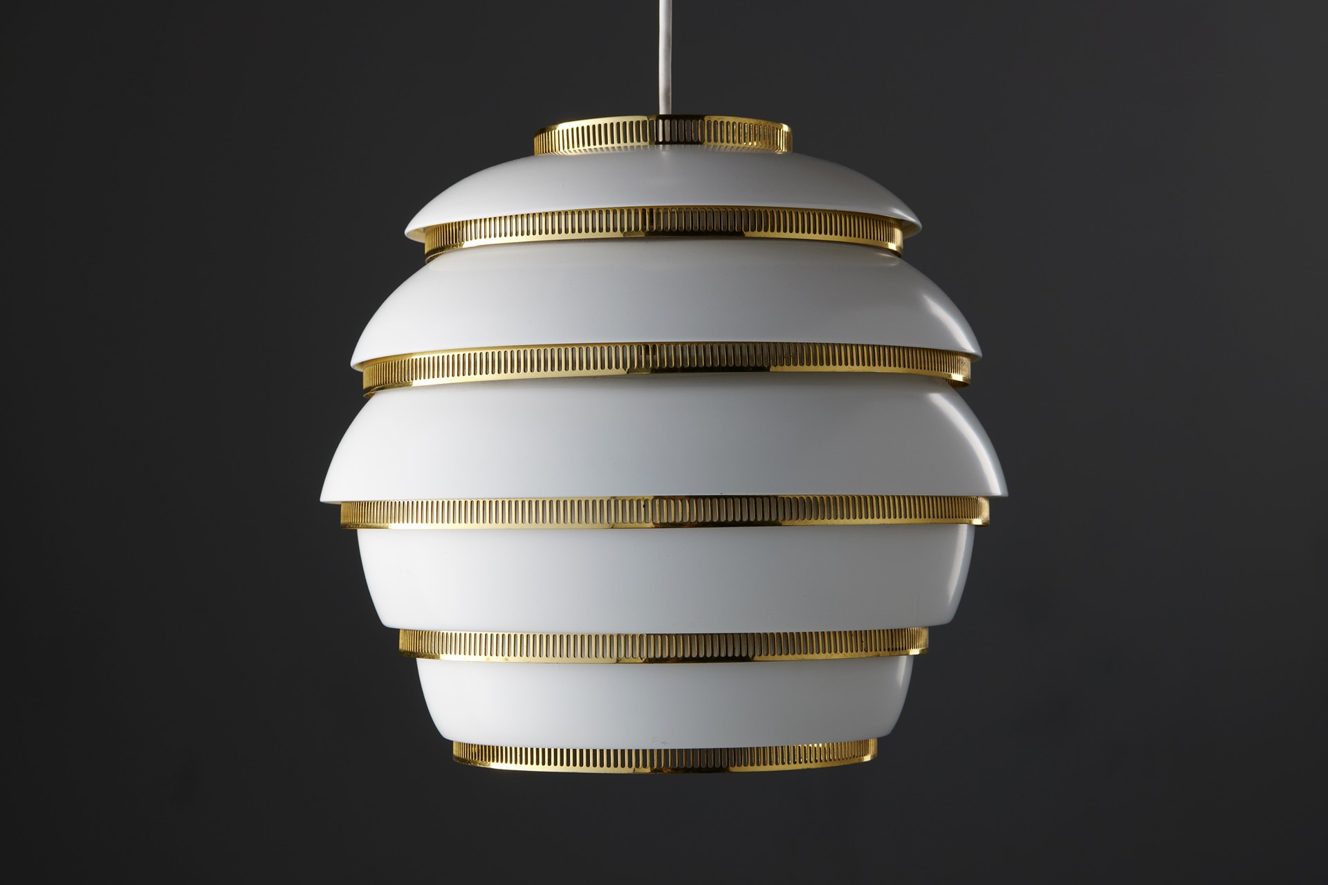 "Beehive" Lamp Model  A 331 image 3