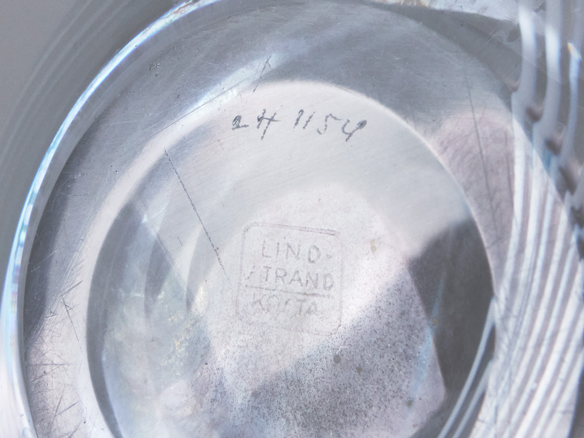 Vase image 6