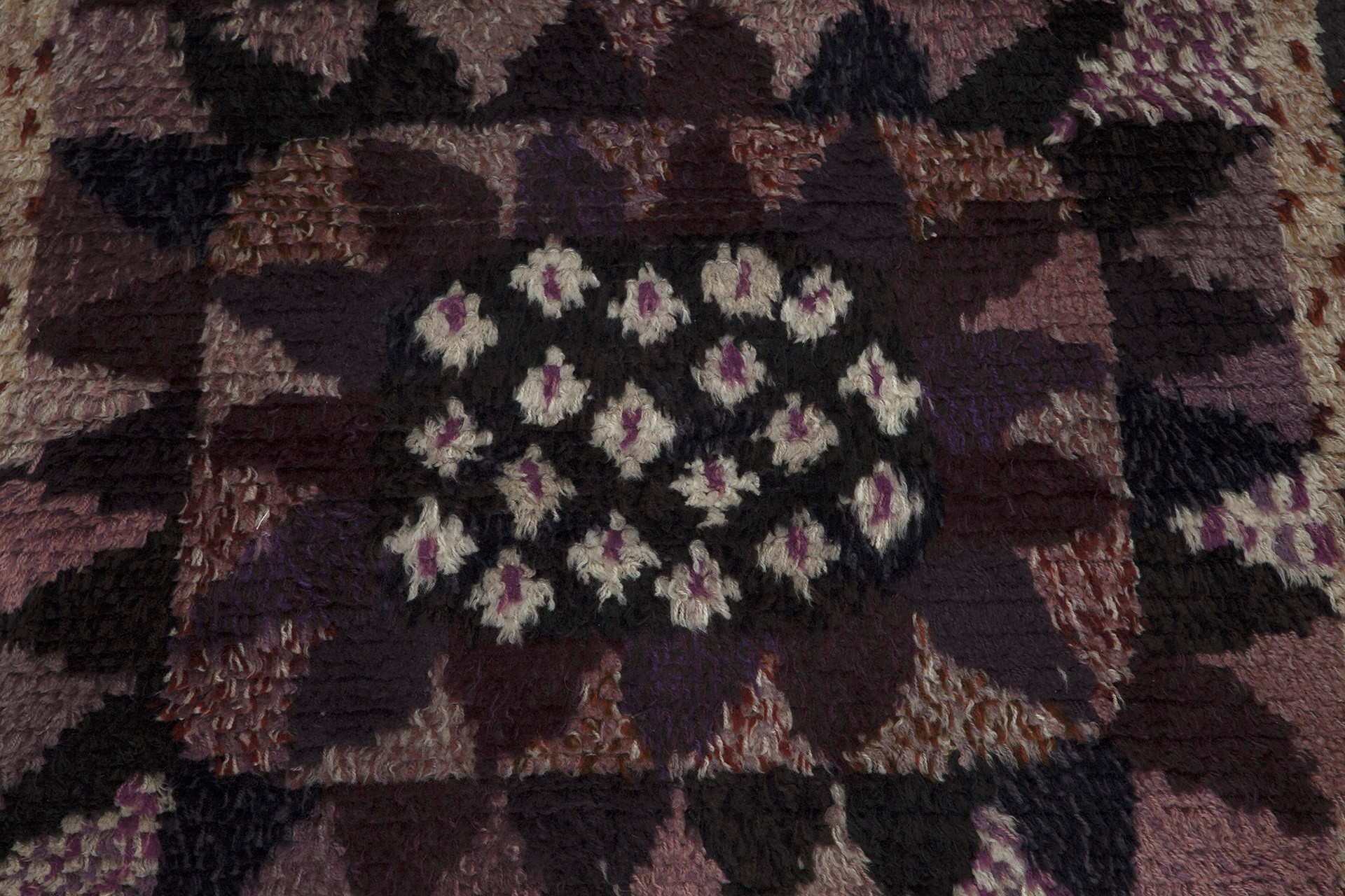 Carpet image 3
