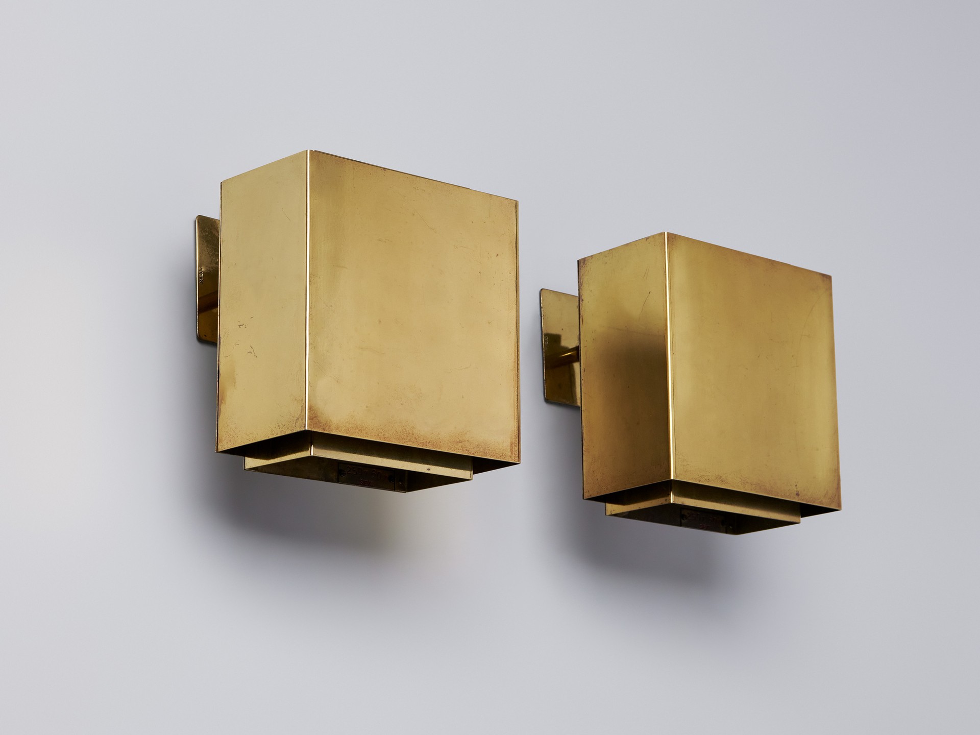 Pair of Wall Lamps image 2