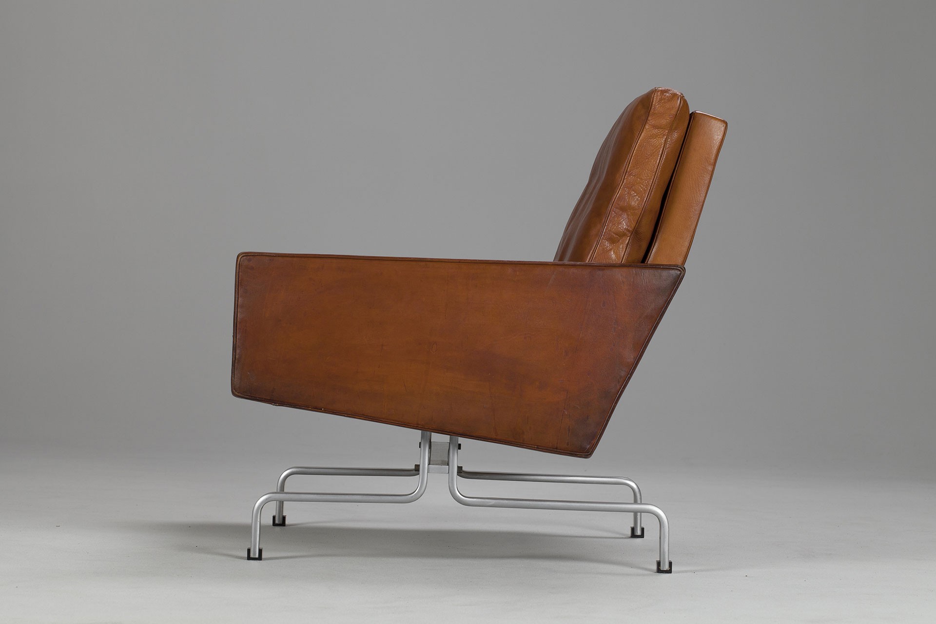 Pair of PK-31 Armchairs image 4