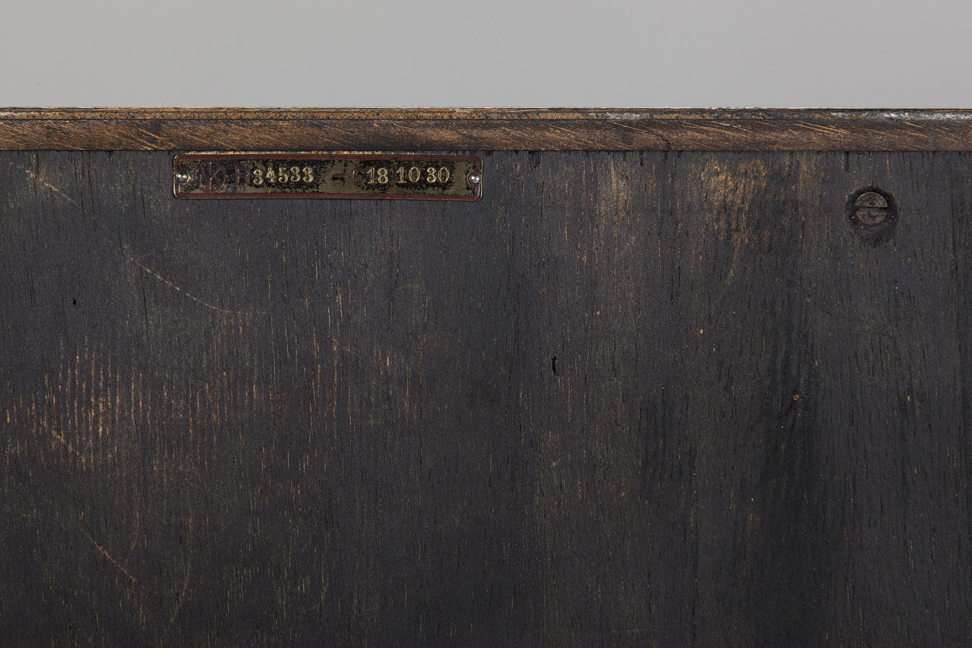 'Grand' Chest of Drawers image 5
