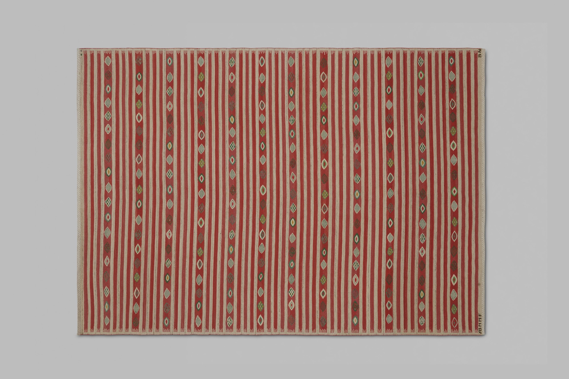 'Åkerbär' Carpet