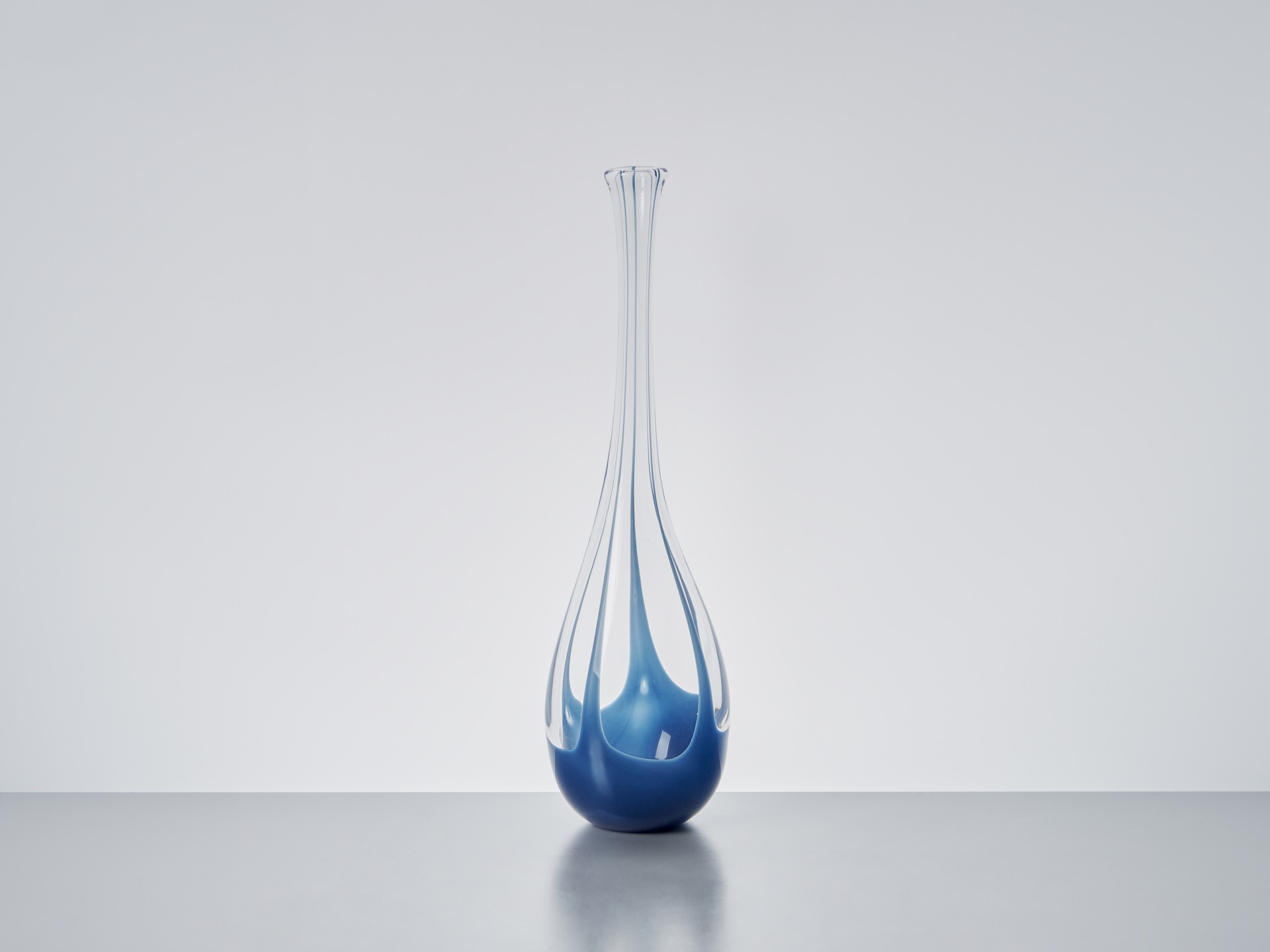 Vase image 2