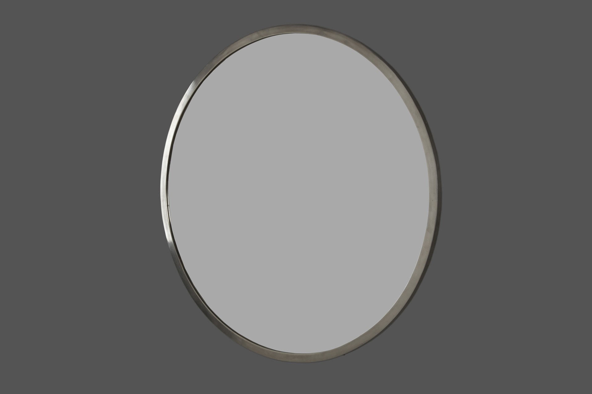 Large round mirror image 2