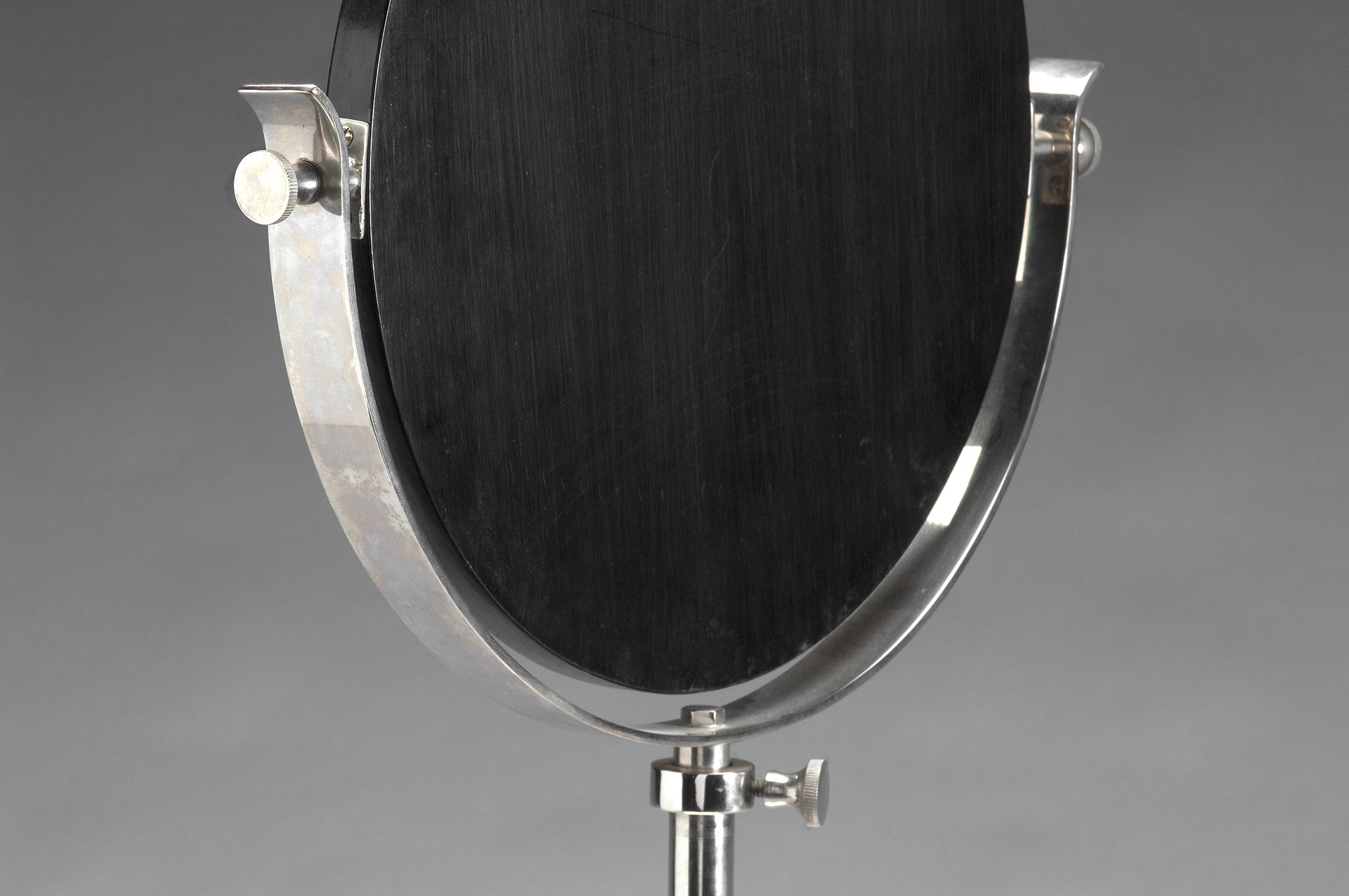 1930s Mirror image 2