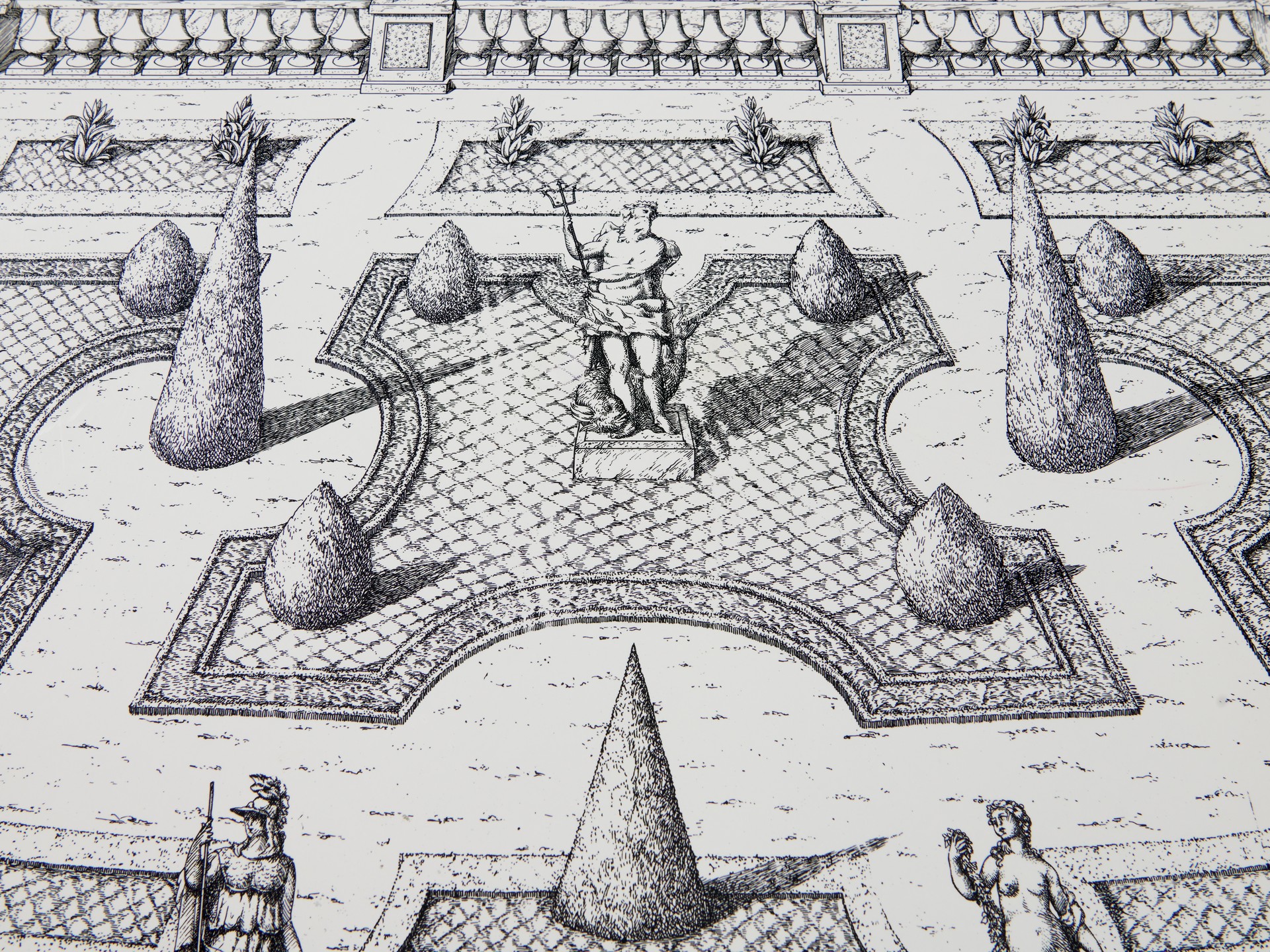 'Palladiana' Chest of Drawers image 9