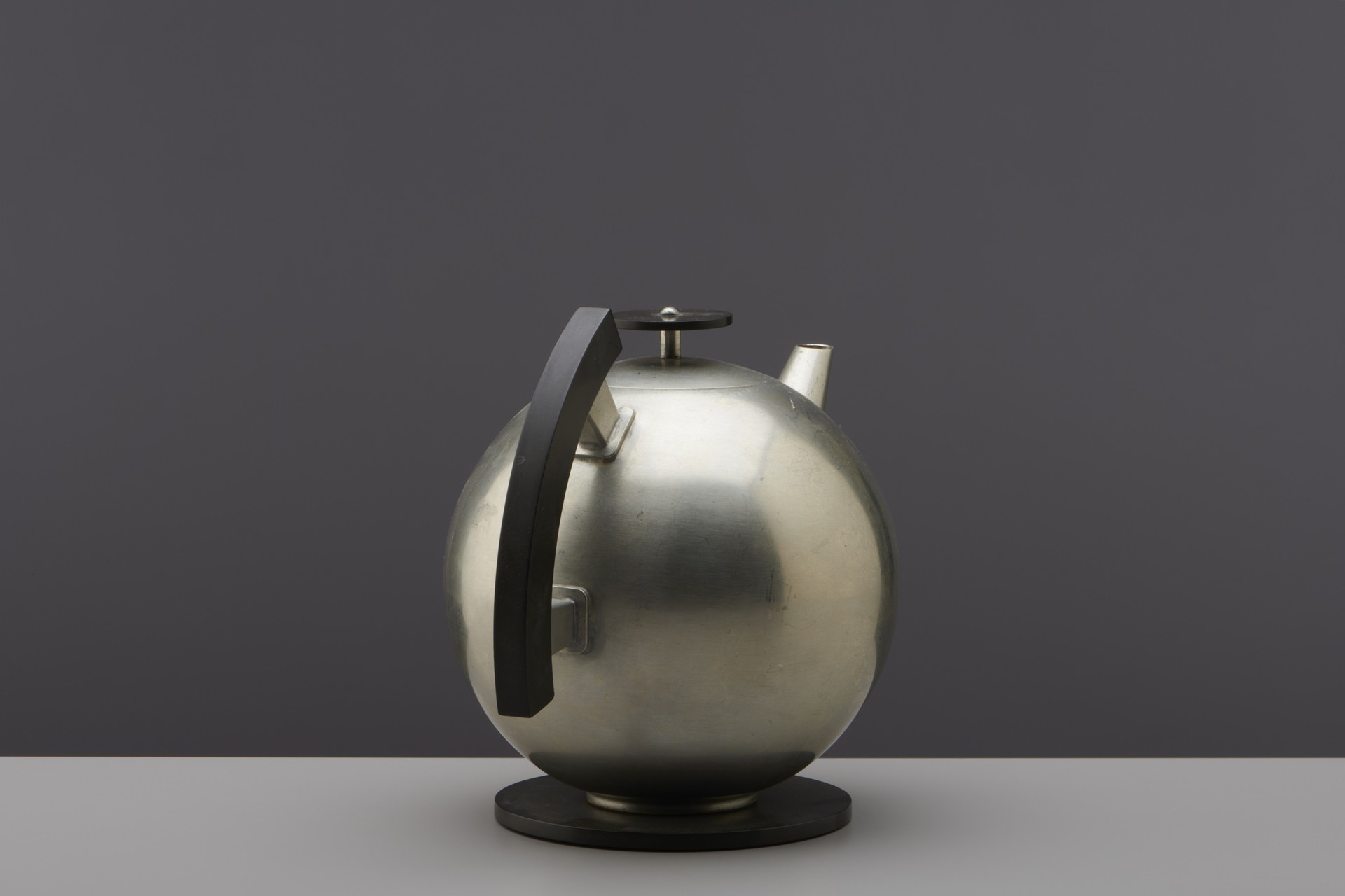 Tea Set image 3
