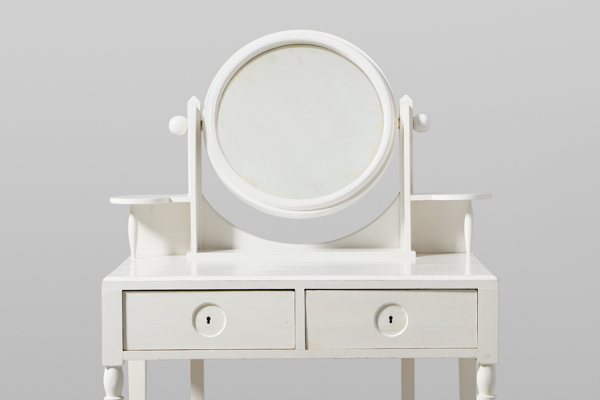 Dressing Table image 4