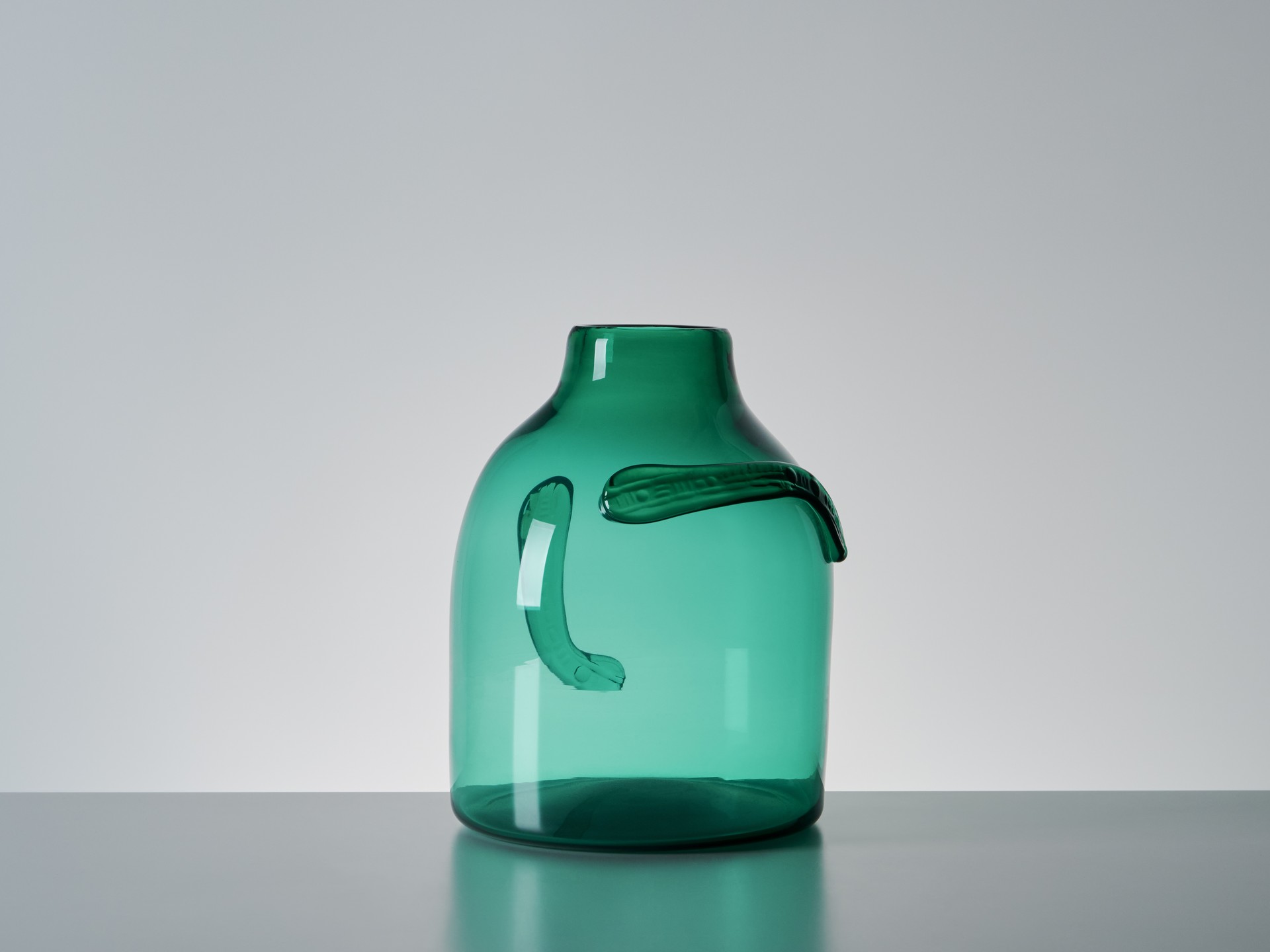 Vase image 3