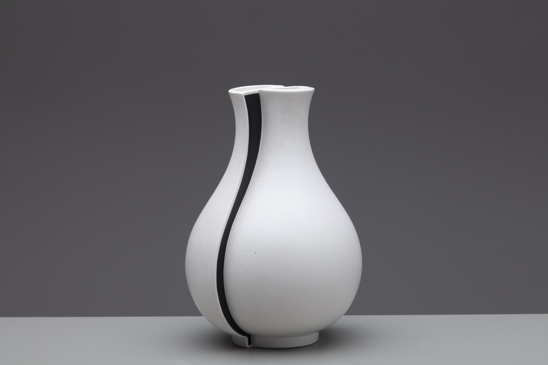 'Surrea' Vase image 2