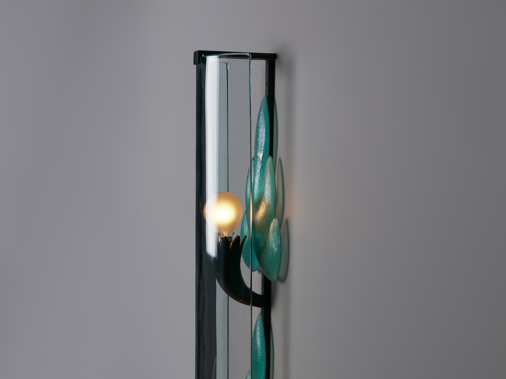 Large Wall Lamp image 5