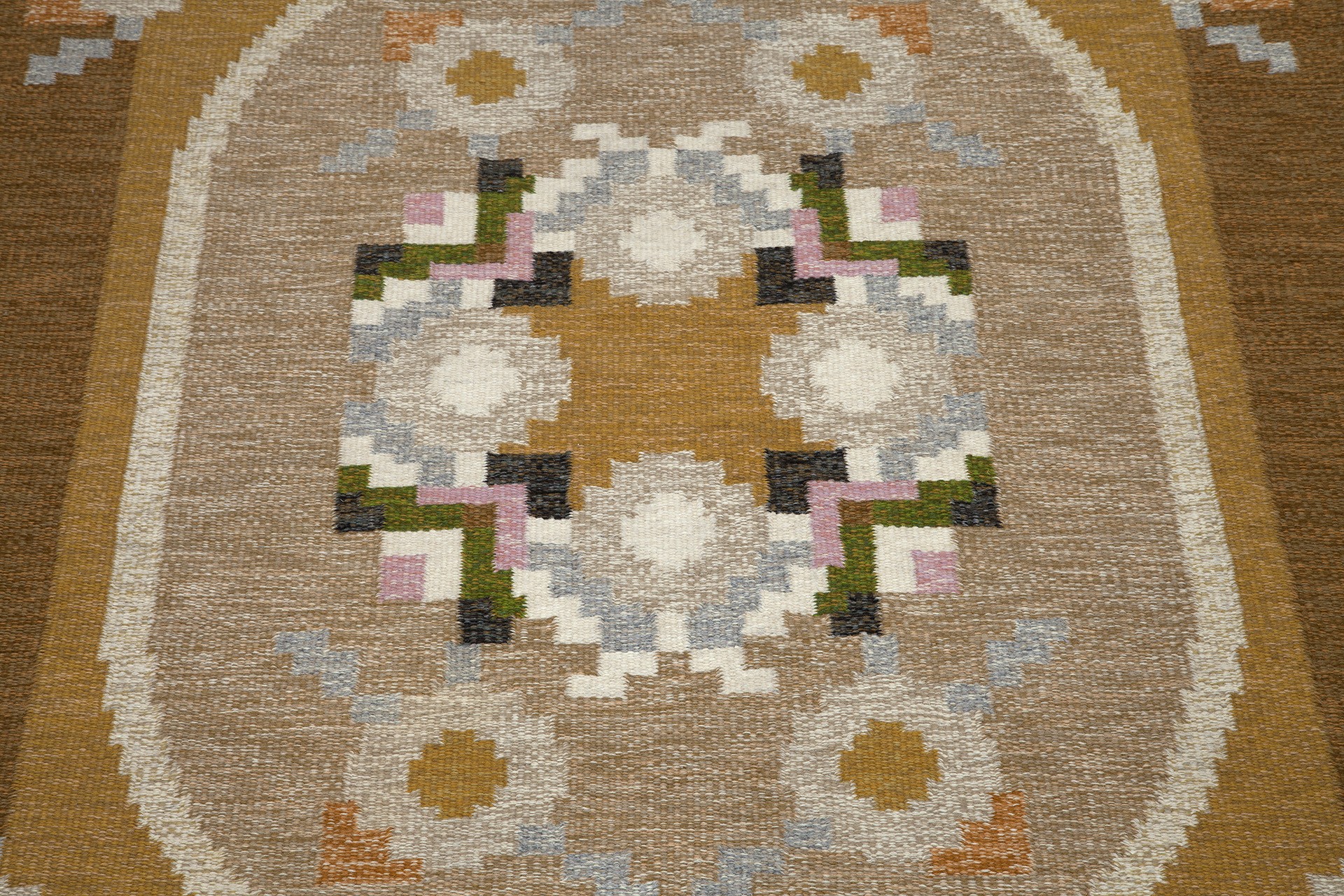 Carpet image 3