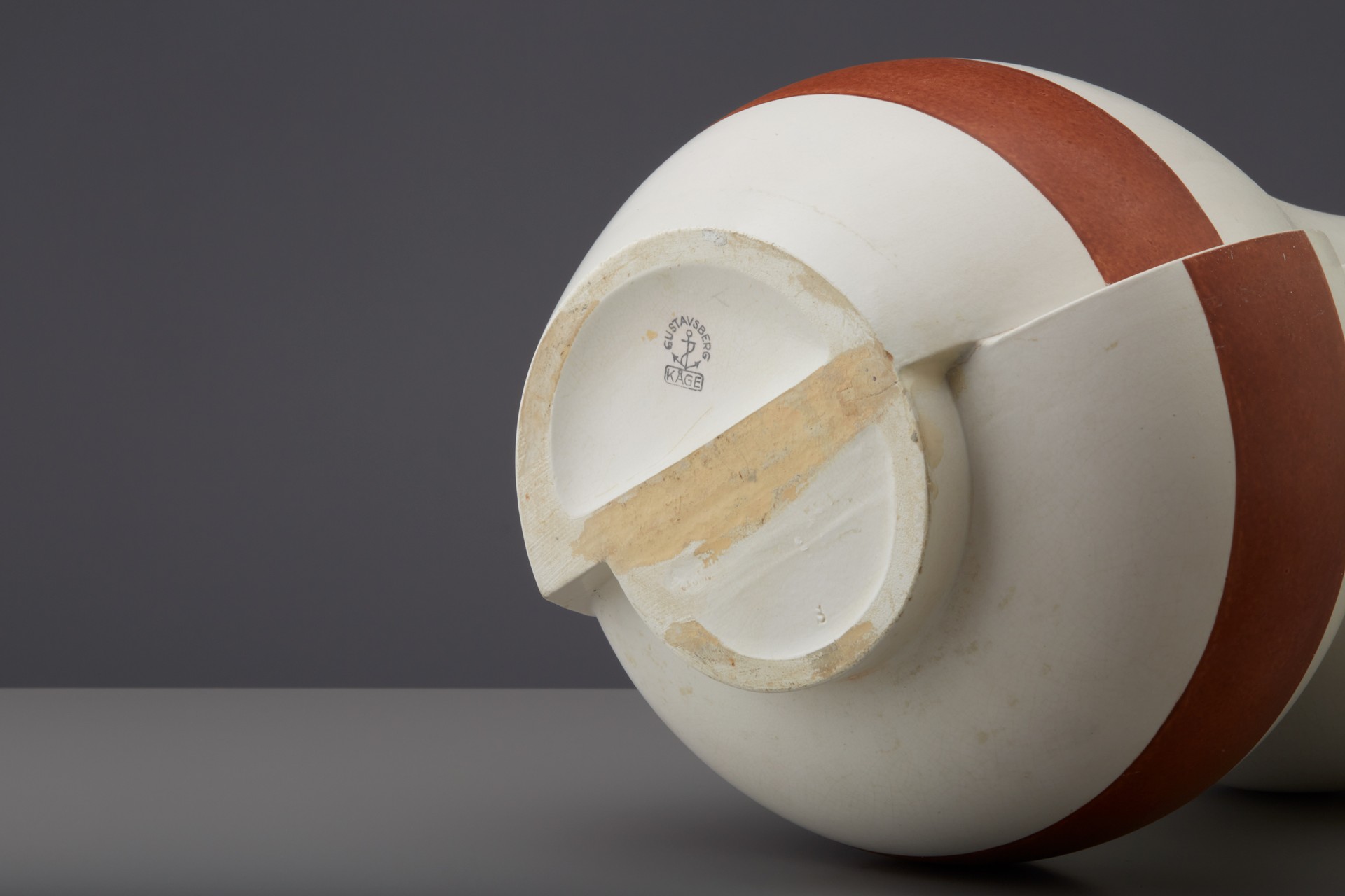 Large and Rare 'Surrea' Vase image 5