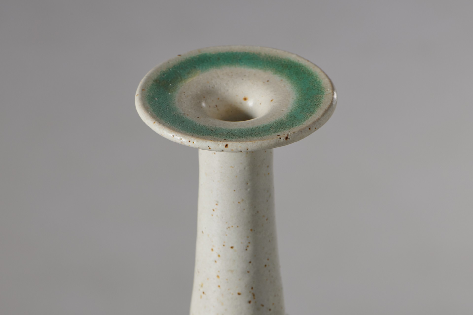 Set of 2 Vases image 3