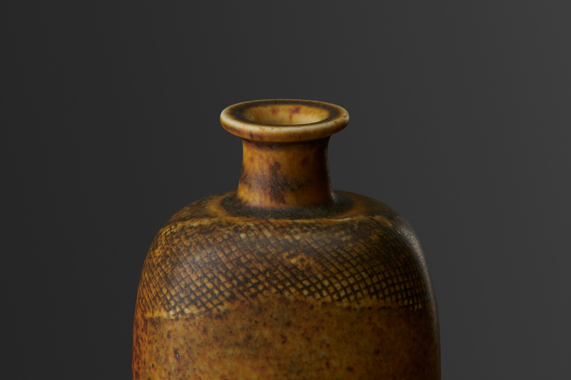 Vase image 3