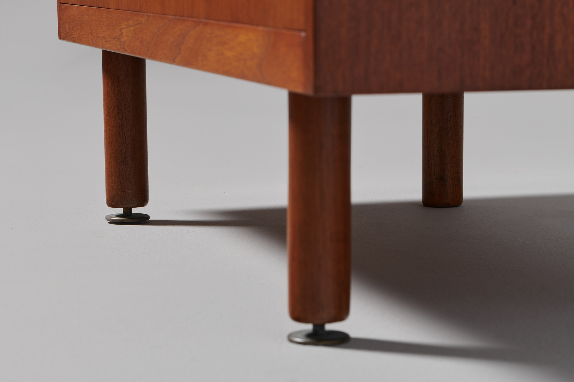 Chest of Drawers image 5