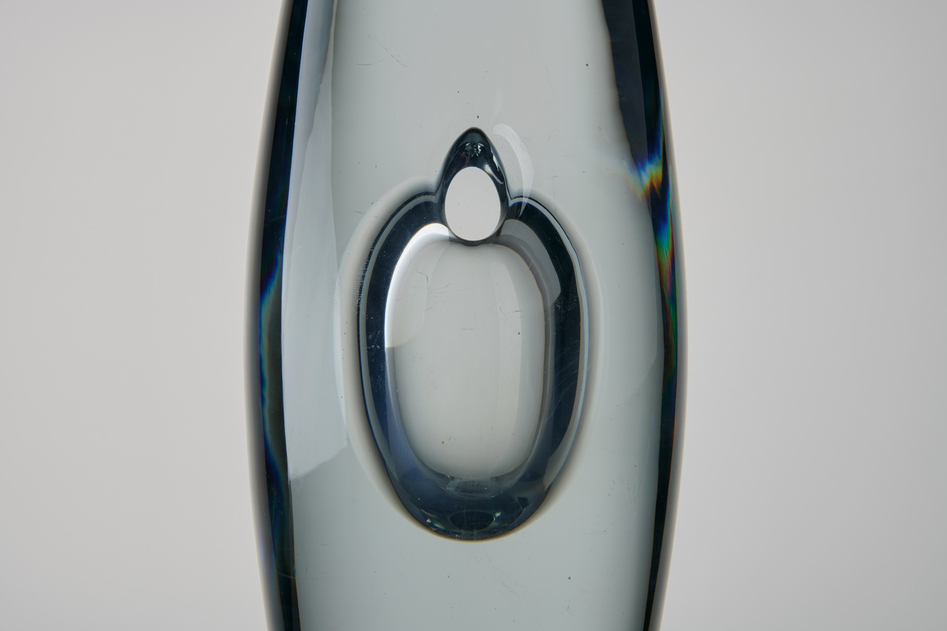 Large 'Orchid' Vase, Model no. 3566 image 4