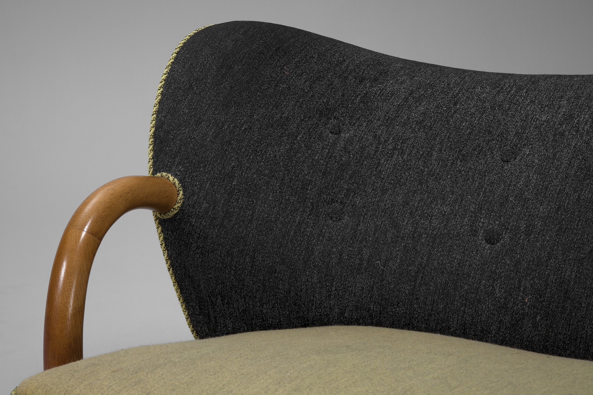 Sofa image 6