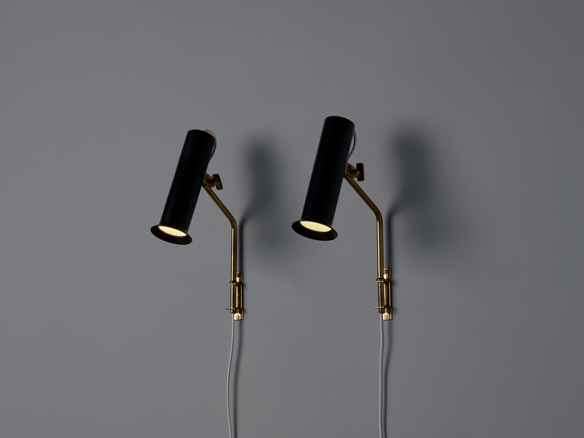 Pair of Wall Lamps image 2