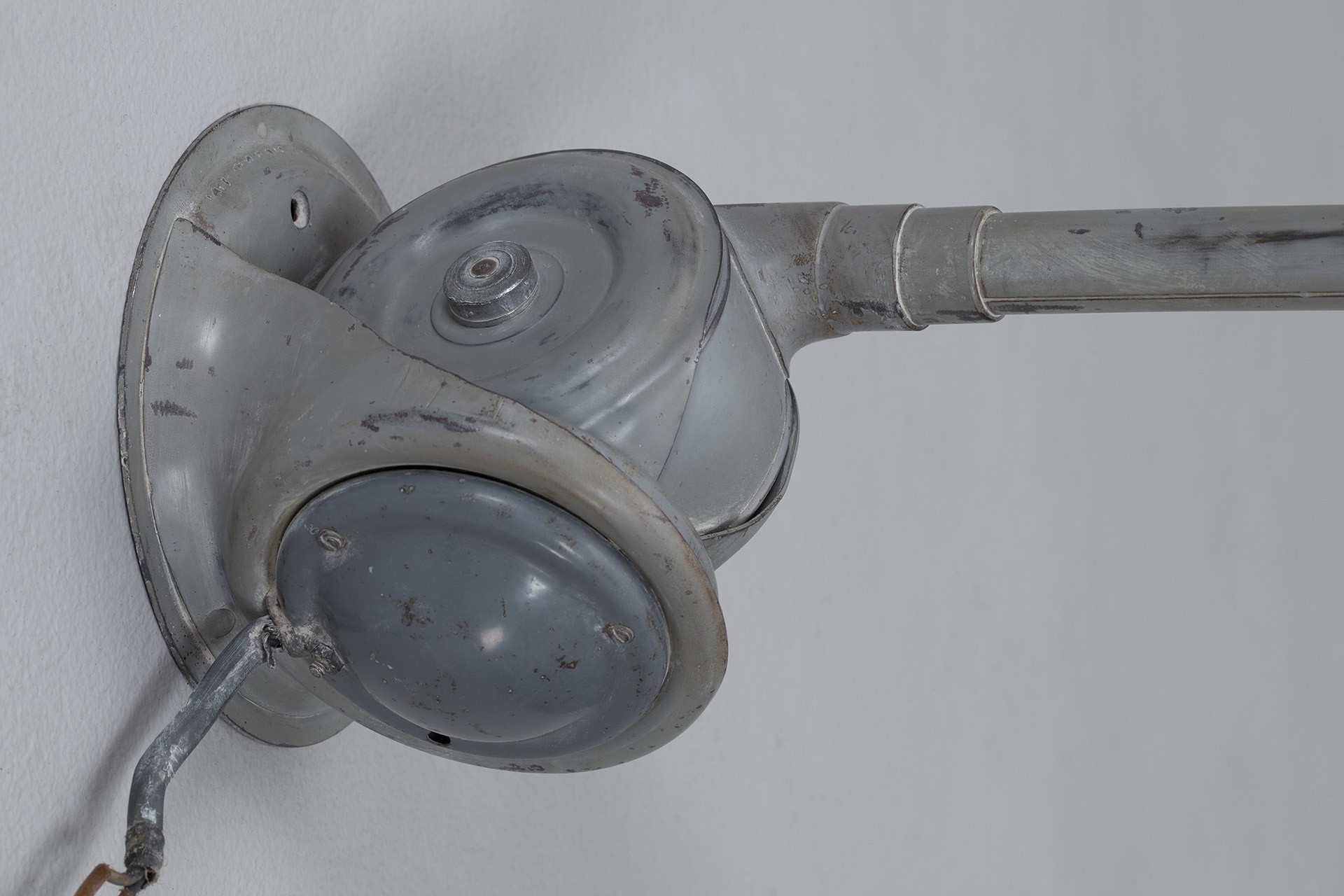 Extending Triplex Wall / Ceiling Lamp image 5