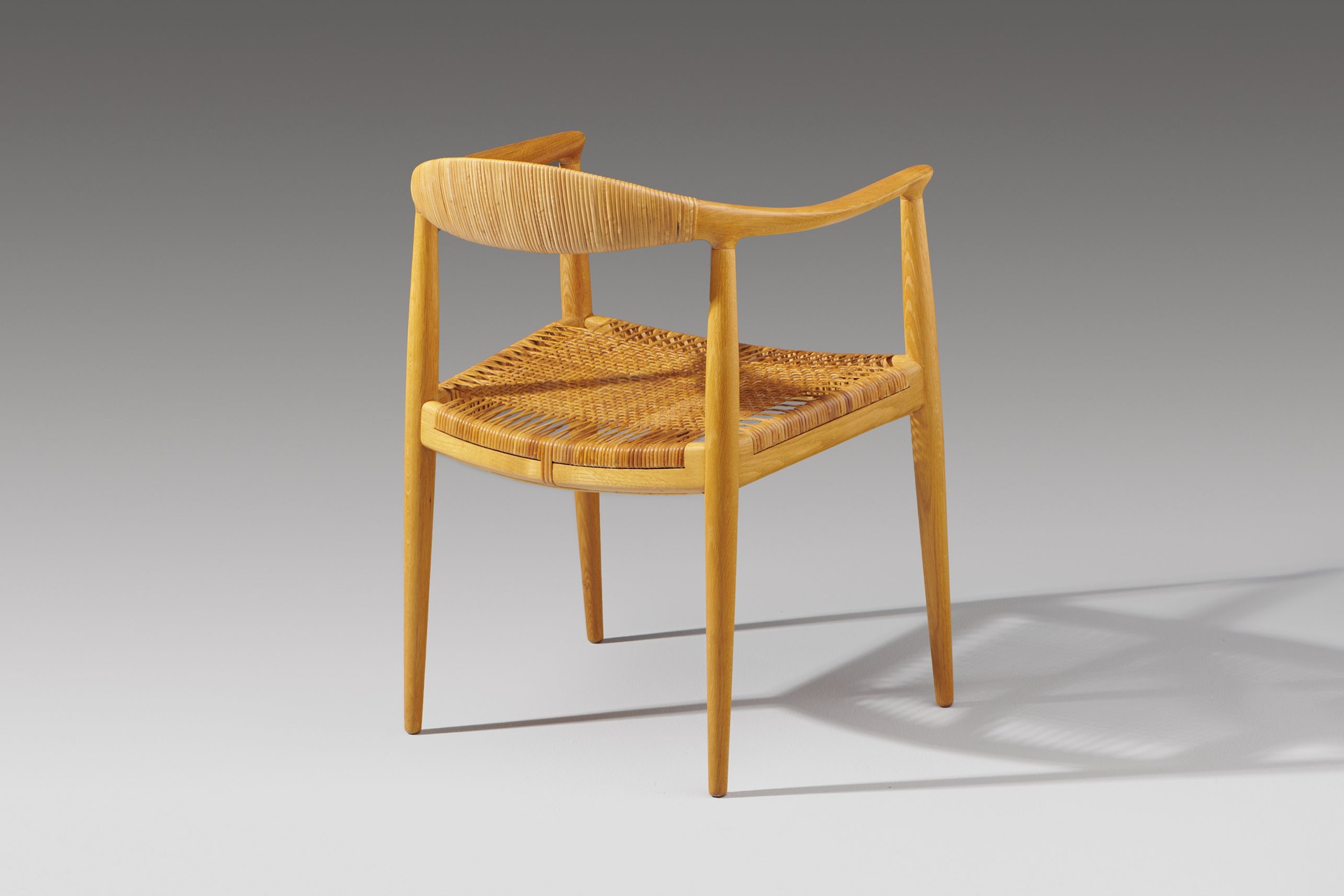 'The Chair' image 2
