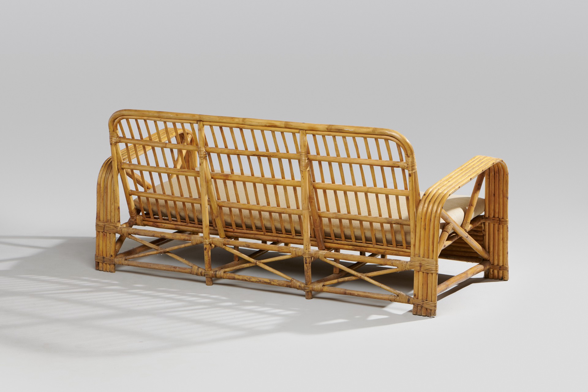 Sofa image 2