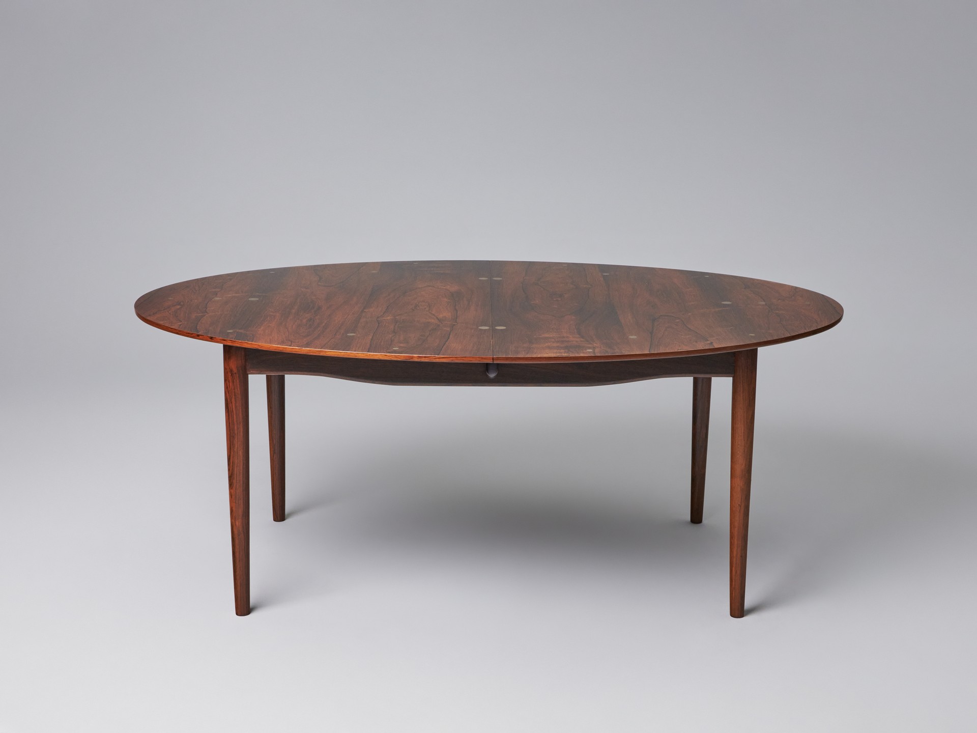 'Judas' Dining table image 3