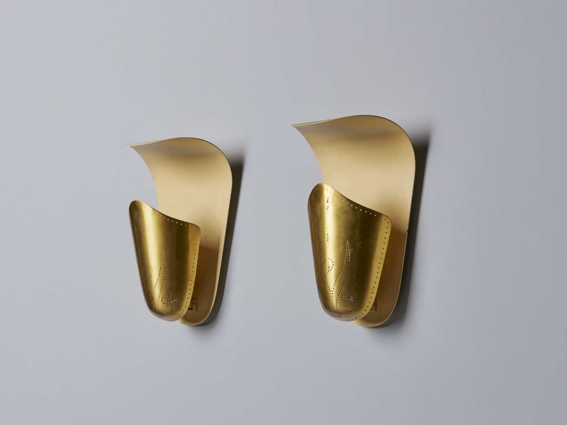 Pair of Wall Lamps image 4