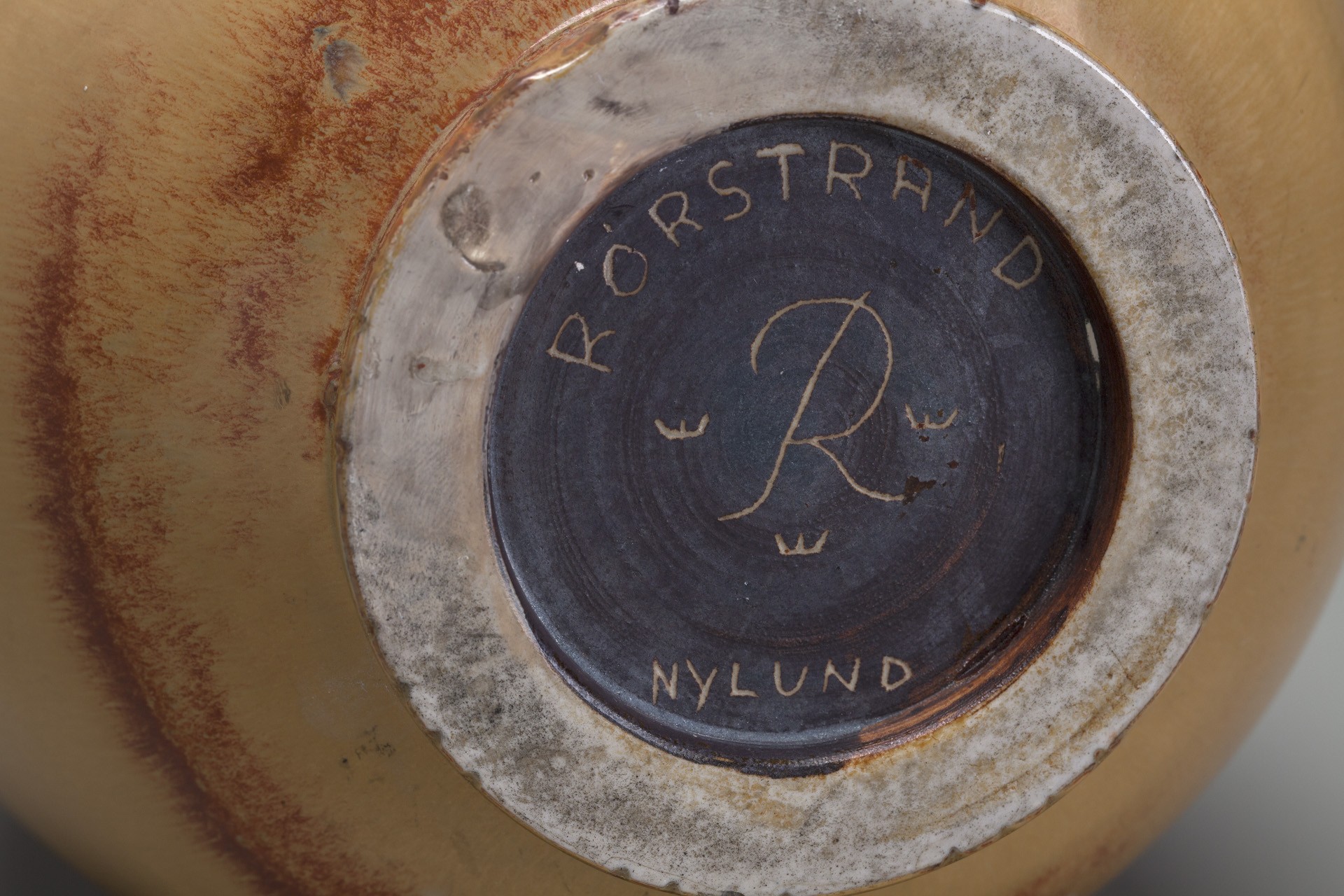 Vase image 4