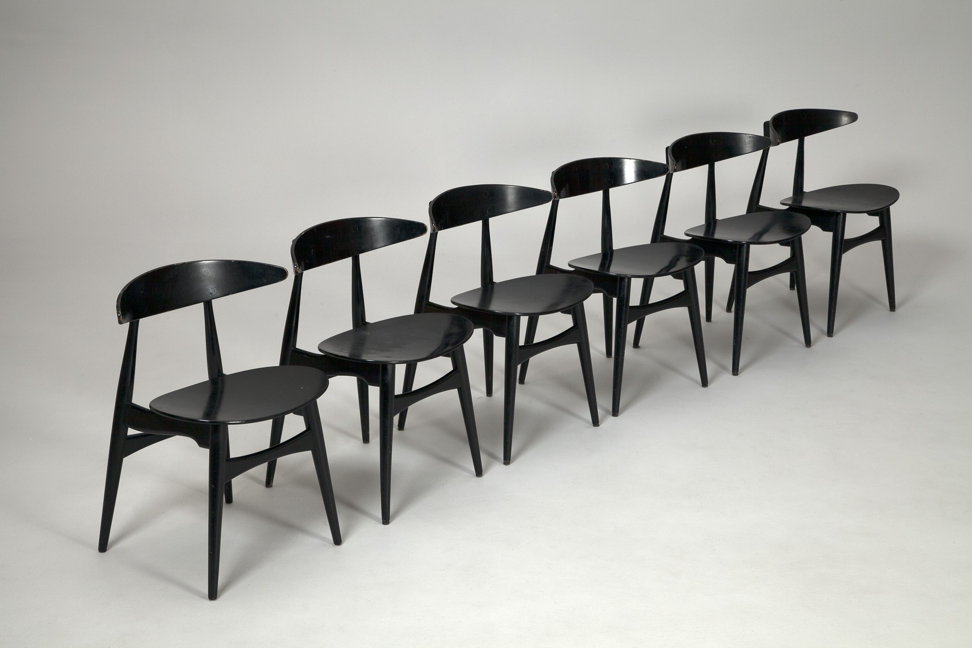 Ten CH-33 Chairs