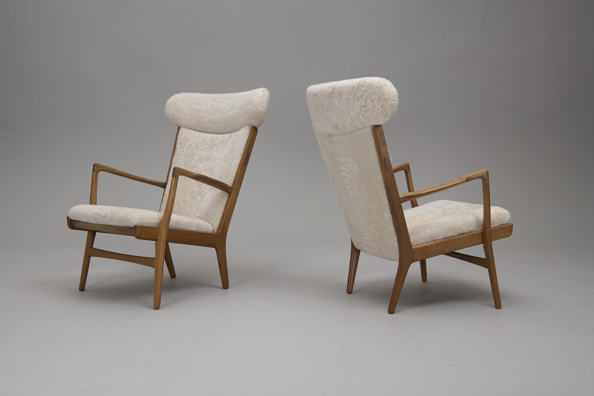 Pair of Armchairs, Model no. 'AP15' image 3