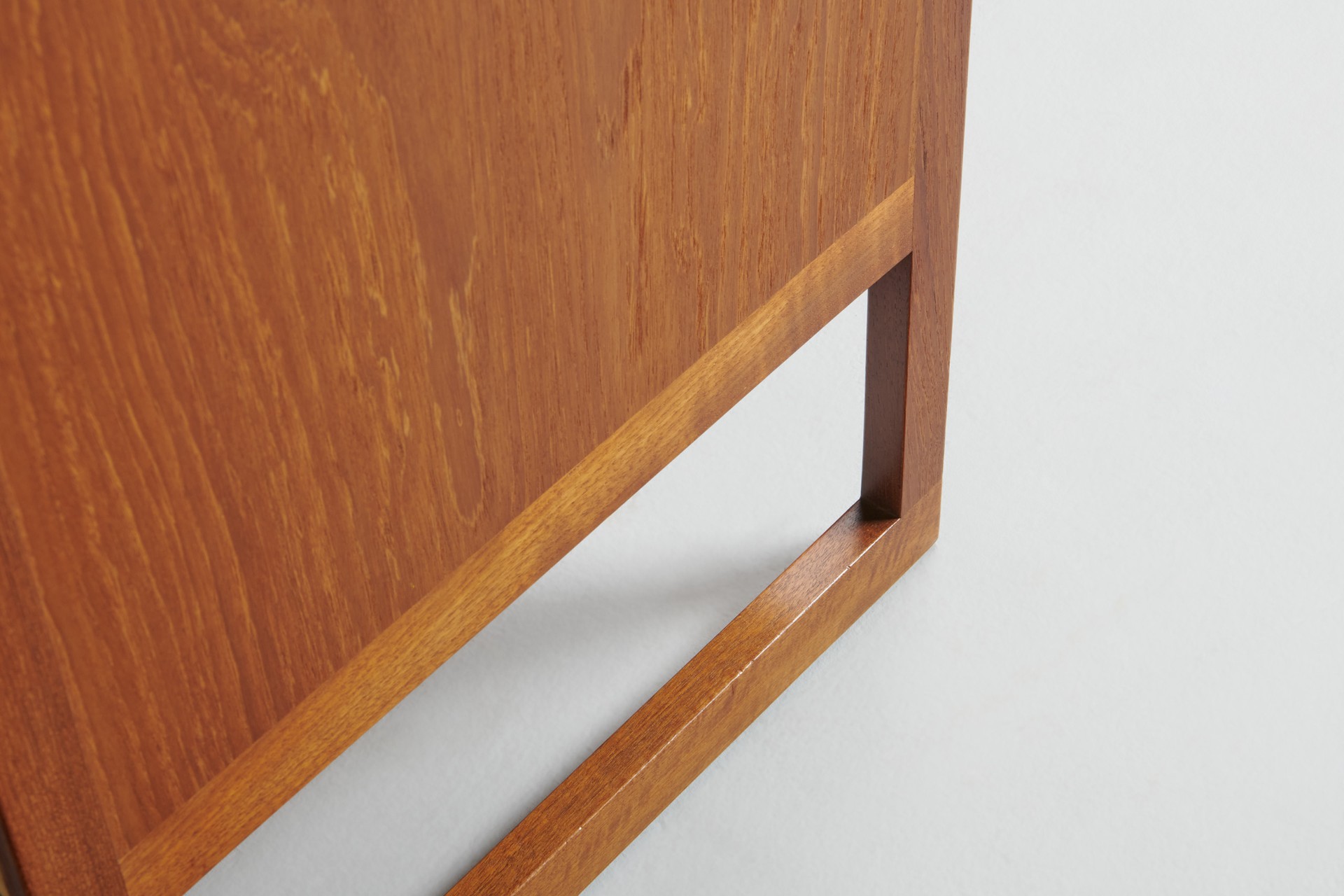 Chest of Drawers image 6