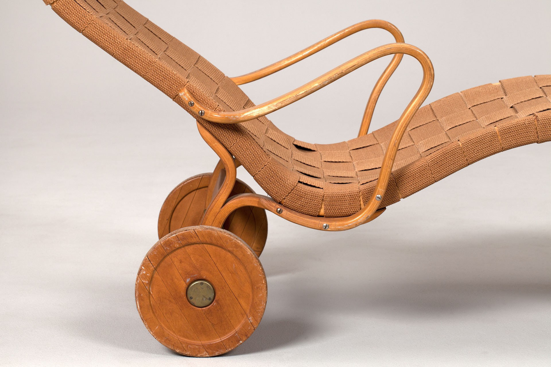 Lounge Chair image 3