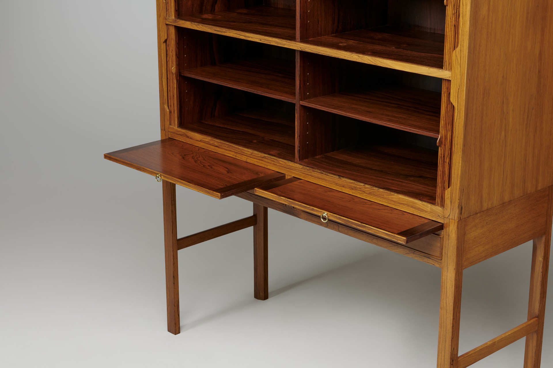 Cabinet image 4