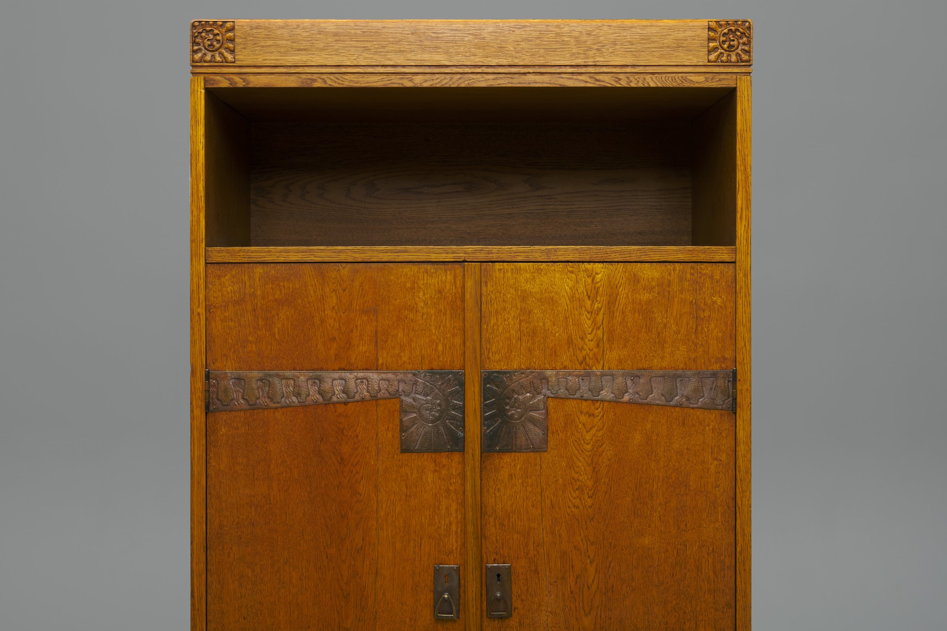 Cabinet image 2