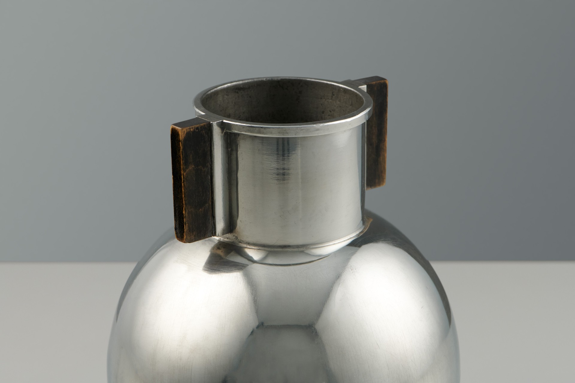 Pair of Vases image 2