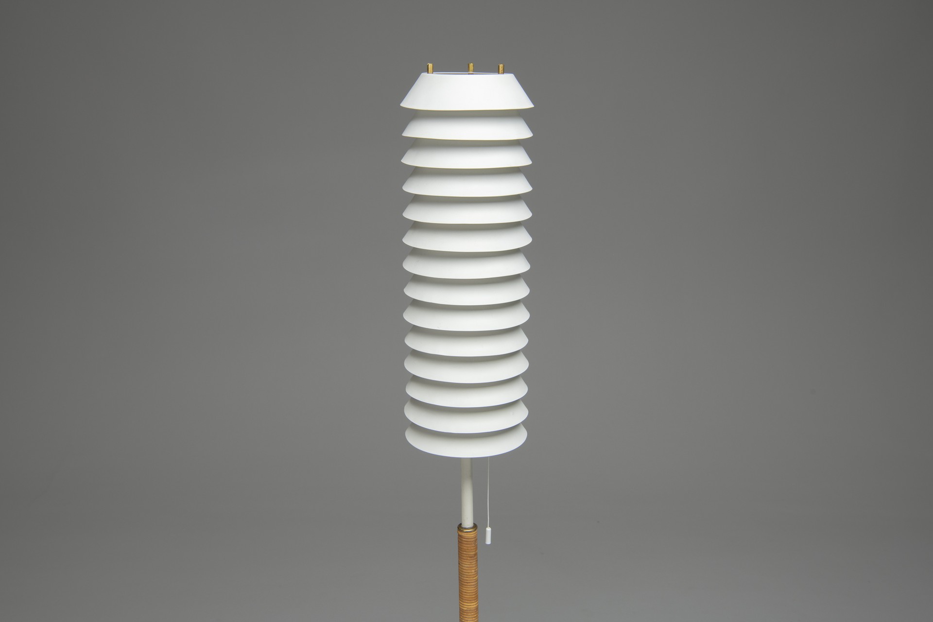 'Mija the Bee' Floor Lamp image 4