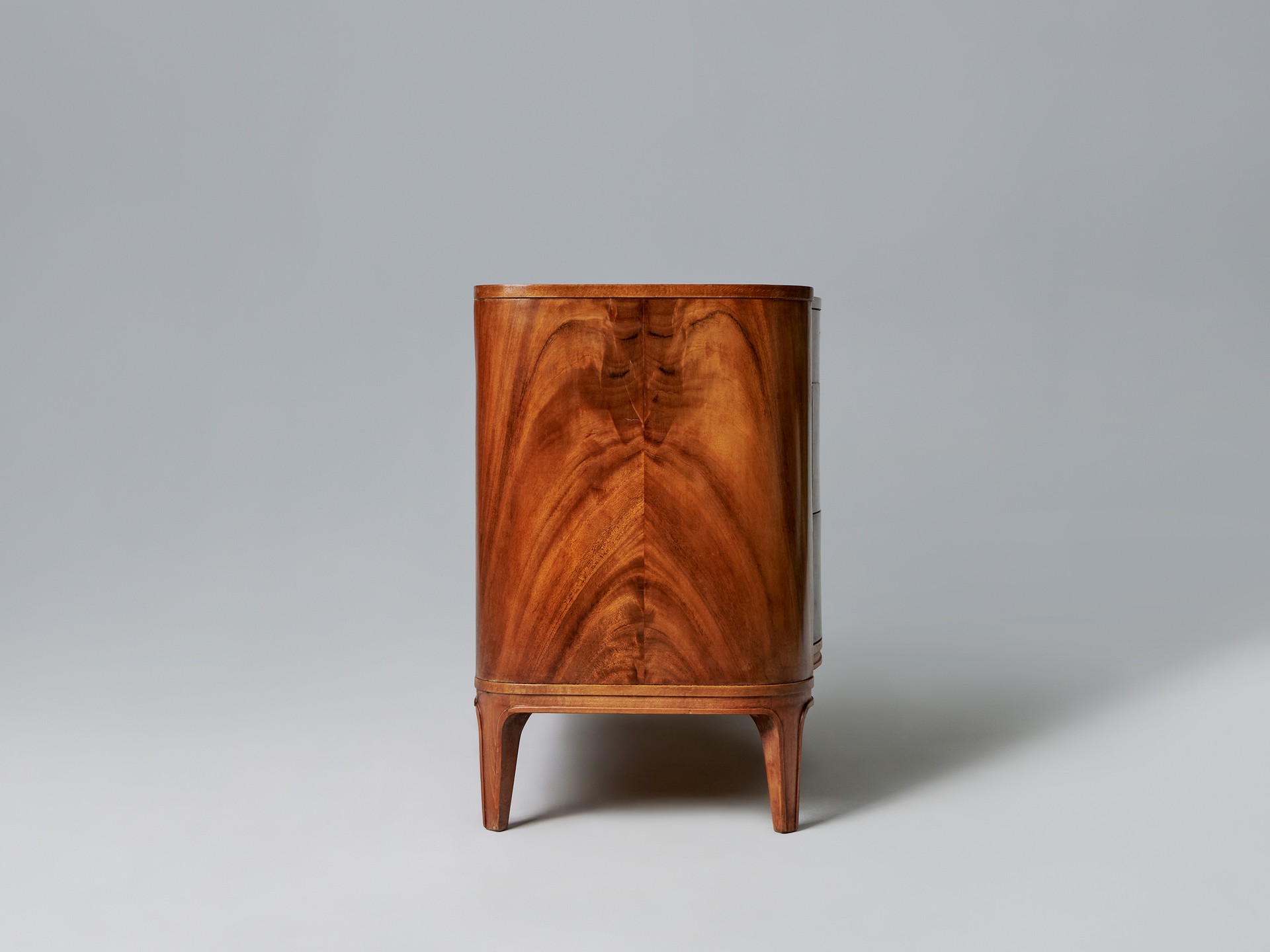 Chest of Drawers image 3