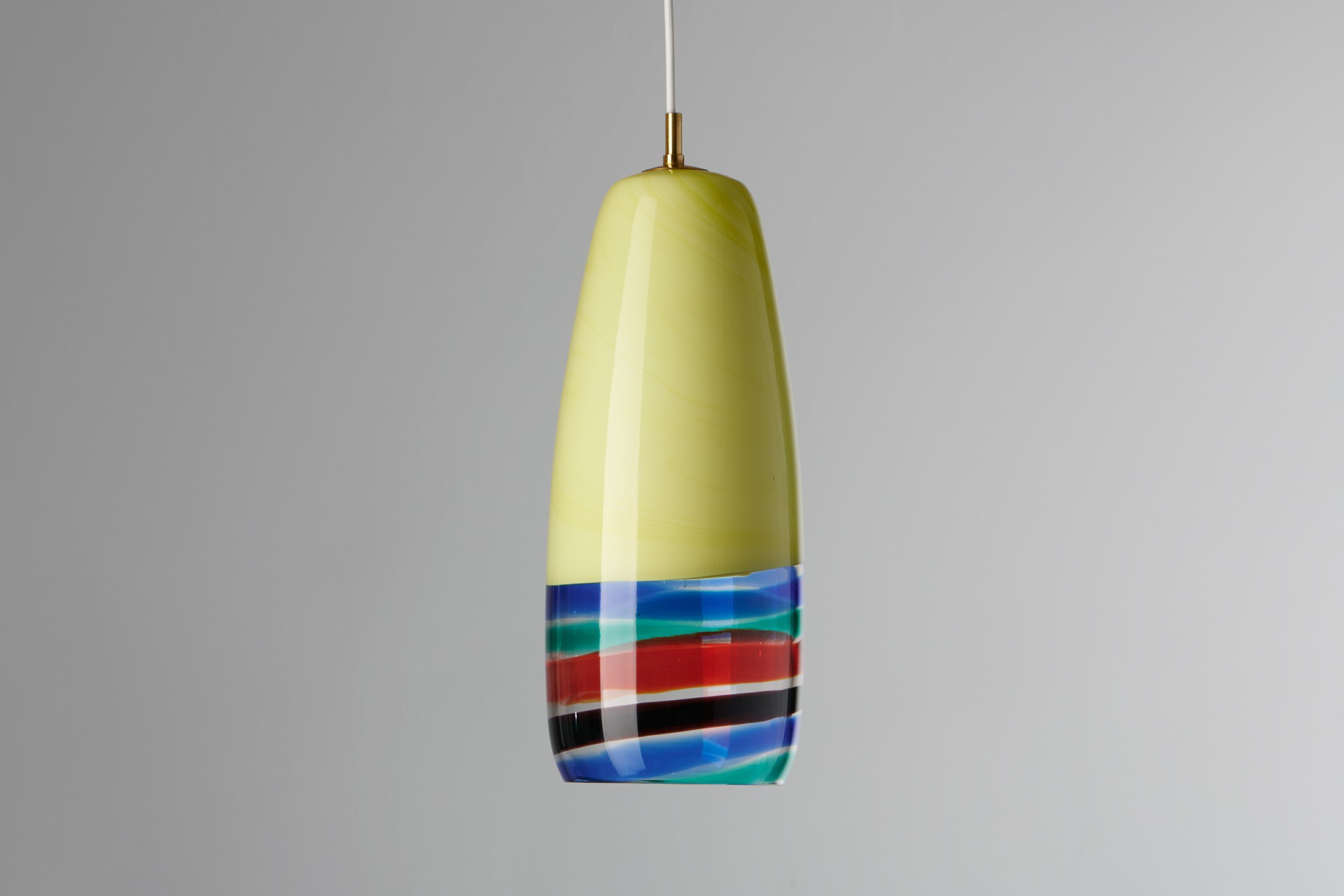Pair of 'Sigaro' Pendant Lights image 3