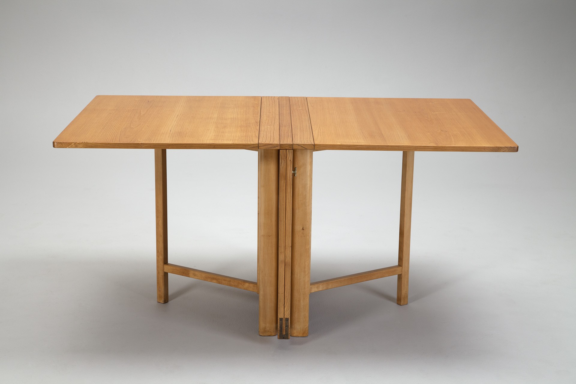 Maria Flap Dining Table image 3