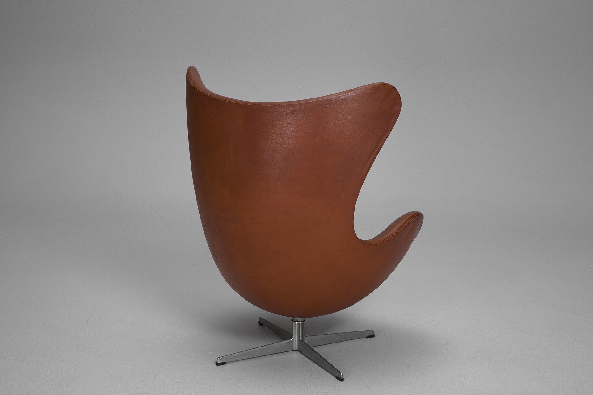 Egg Chair and Stool image 4