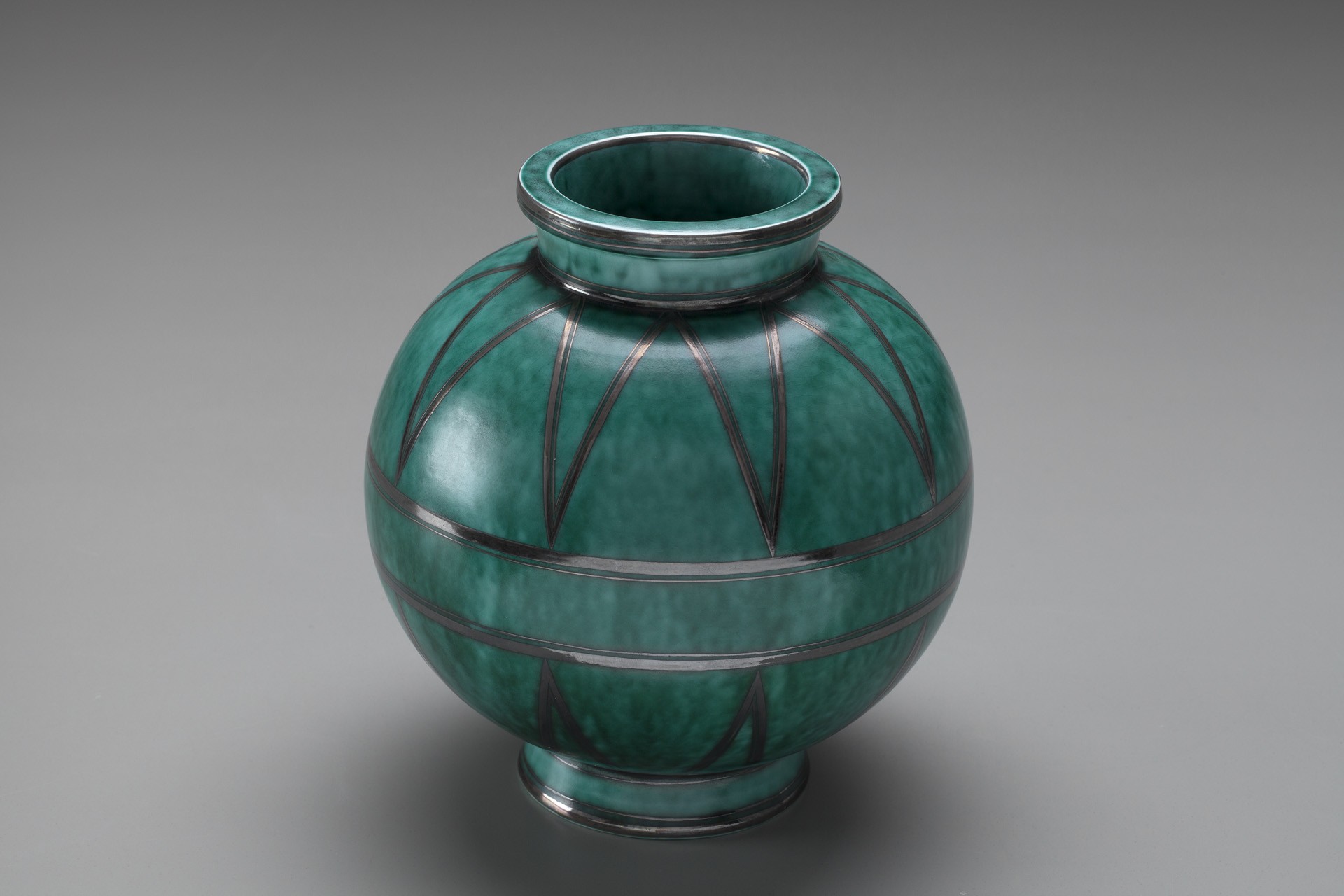 Argenta Vase image 2