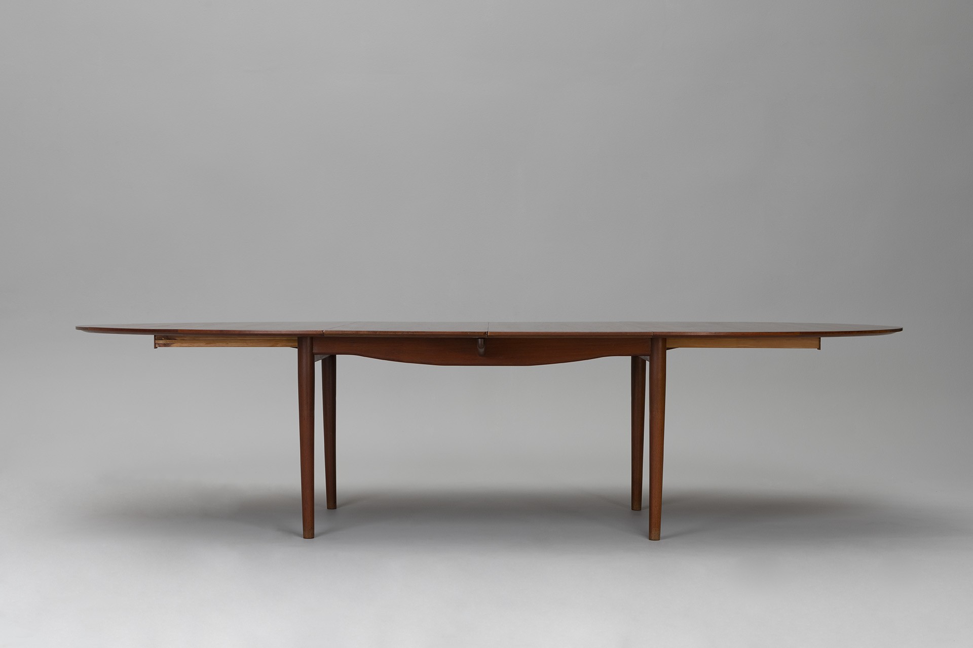 "Judas" Dining table image 9