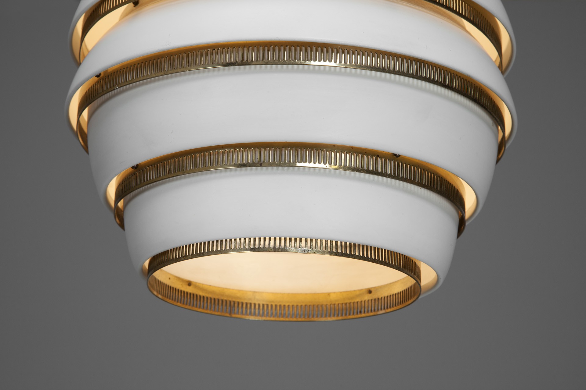 Large Beehive Lamp Model no. A331 image 4