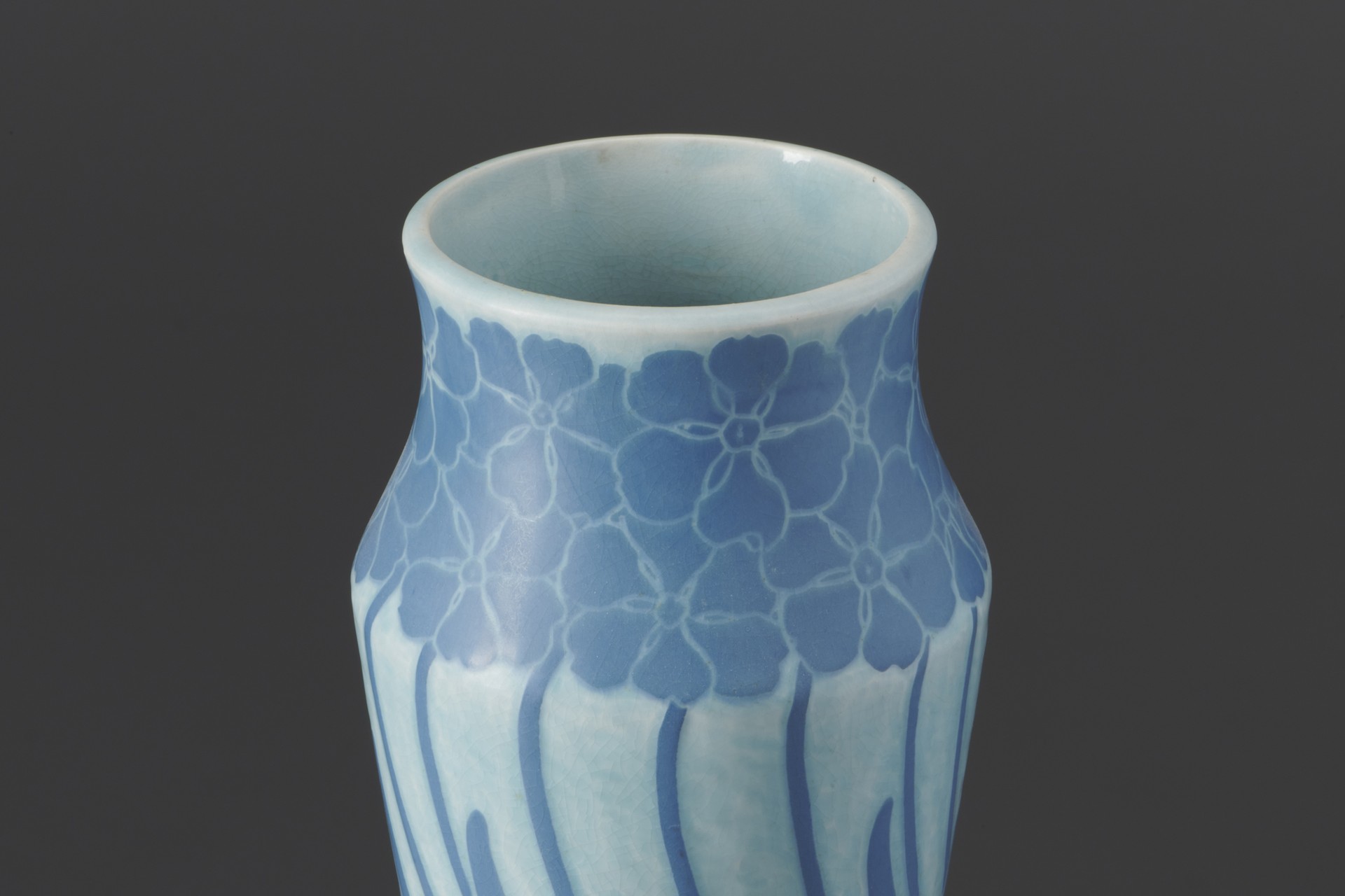 Vase image 3