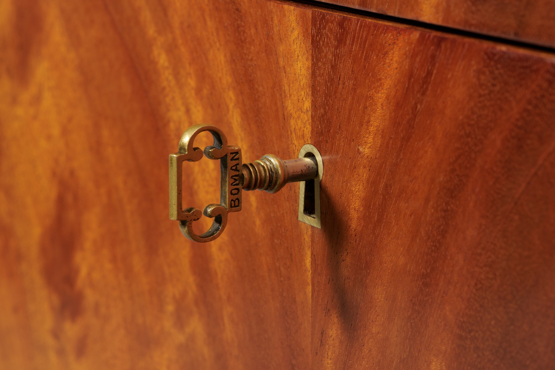 Chest of Drawers image 5