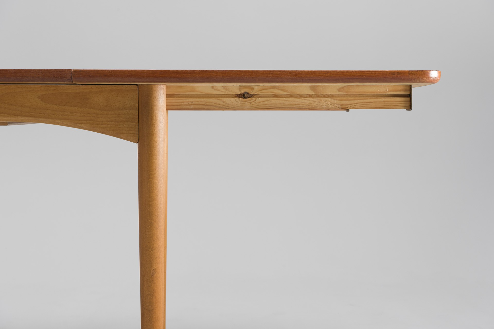 Dining Table image 4