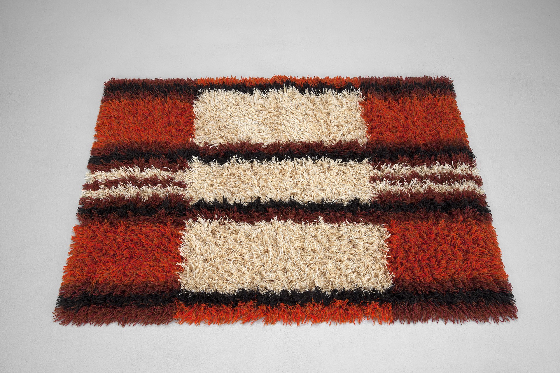 Taberg Rug