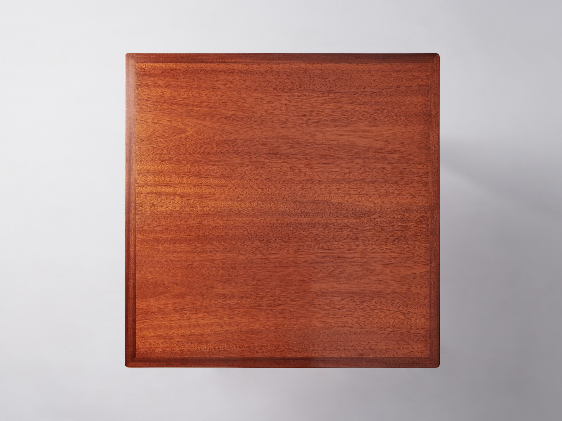 Table/Desk image 4
